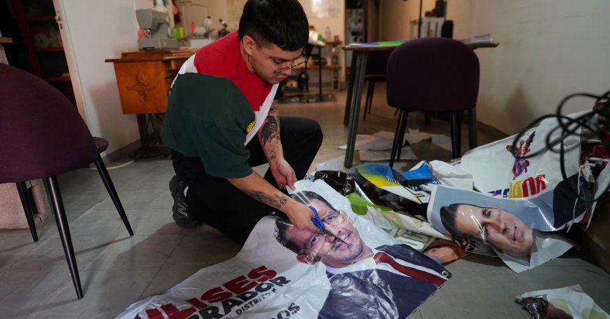Mexican fashion Designer Recycles Election Ads into Tote bags!